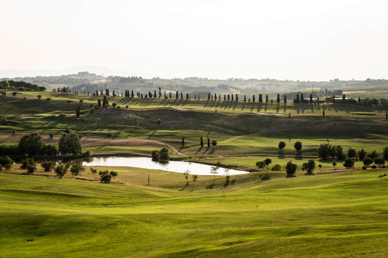 Golf Bellosguardo Vinci - Book online your Golf Package or Green Fee without commission from the Golf Clubs or Resorts in Tuscany